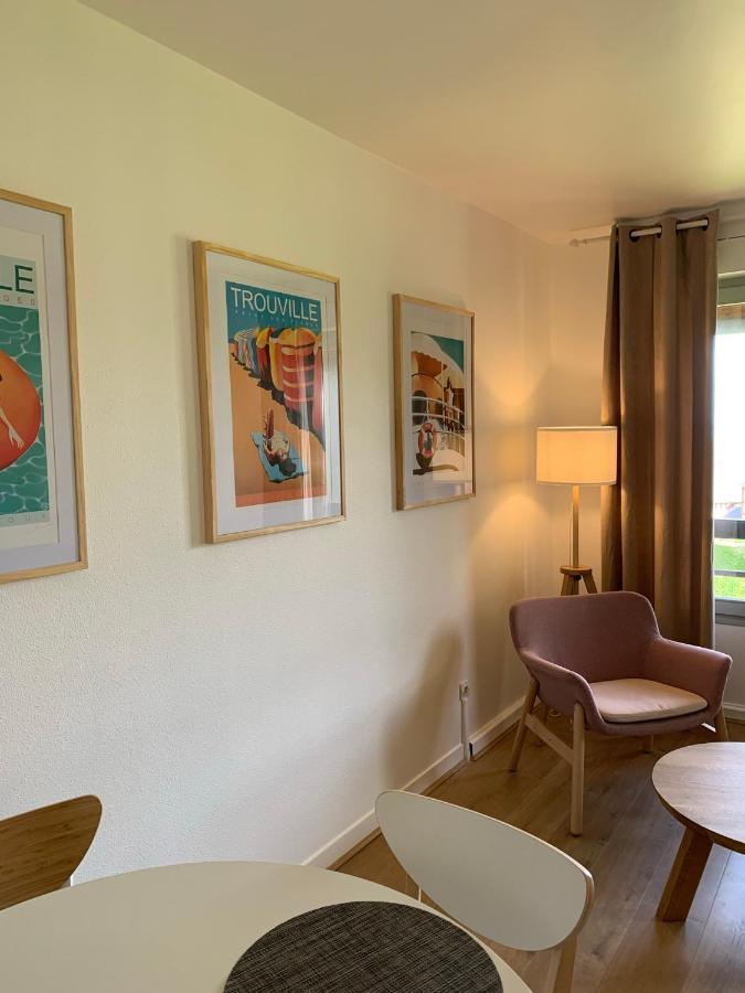 L'Appartement Vue Mer De La Villa Des Rosiers - Trouville Sur Mer エクステリア 写真