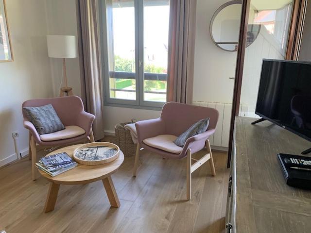 L'Appartement Vue Mer De La Villa Des Rosiers - Trouville Sur Mer エクステリア 写真